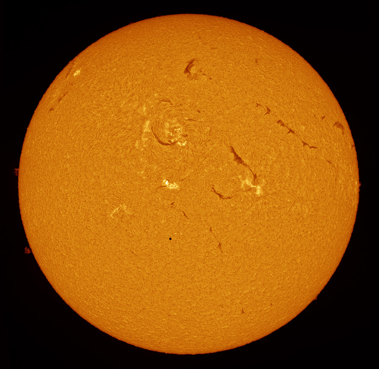 Mercury Rising, © Alexandra Hart, UK, Winner in category Our Sun, Astronomy Photographer of the Year 2017 Winner