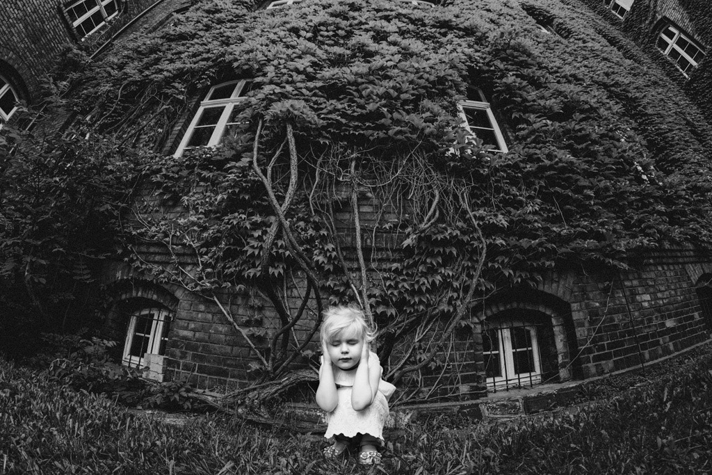 Fear, © Kinga Drążek, Poland, 1st Place, B&W Child Photo Competition