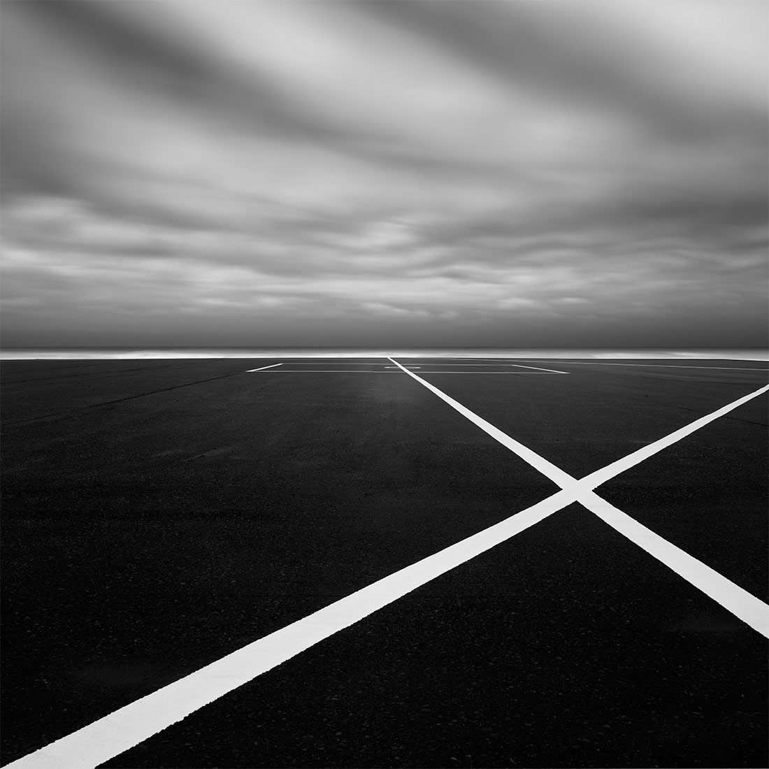Rhythm, © Hironori Nakamura, 1st Place - Black & White Abstract Series of the Year 2018, MonoVisions Photography Awards