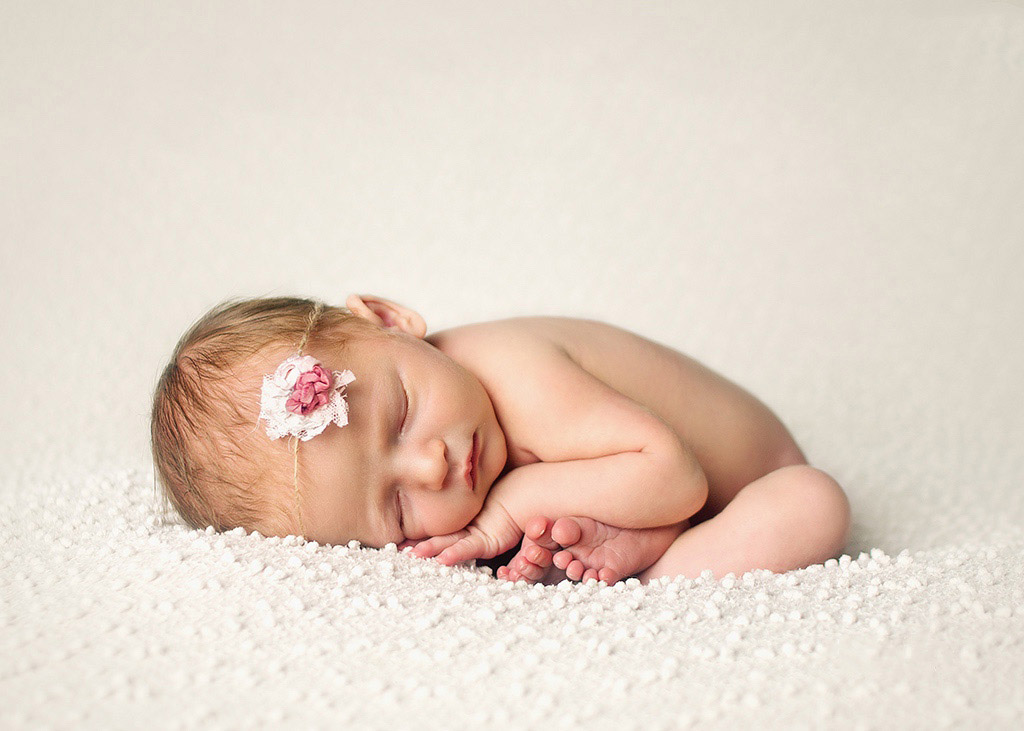 Sleeping Angel, © Jasmin Rupp, USA, Newborns Photo Contest
