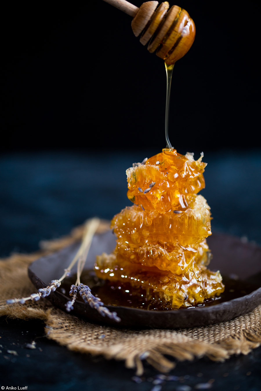 Honeycomb, © Aniko Lueff, United Kingdom, 1st Place, Food Bloggers, Pink Lady Food Photographer of the Year