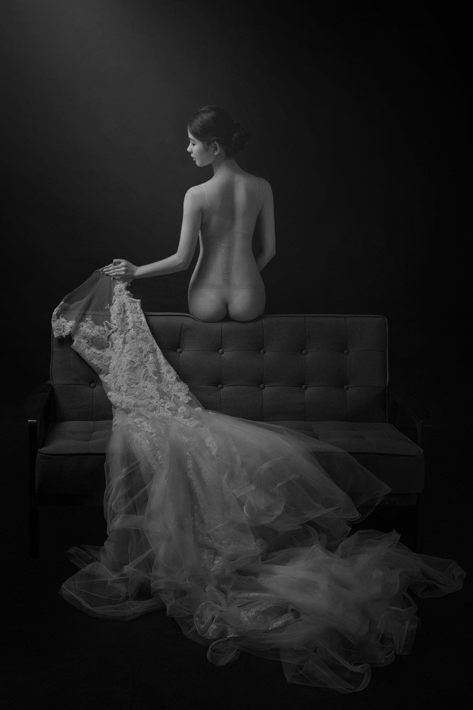 © Celine Law, First Place Grand Award : Pre-Wedding Division - Bride Alone: Non-Wedding Day, WPPI Annual Print Competition